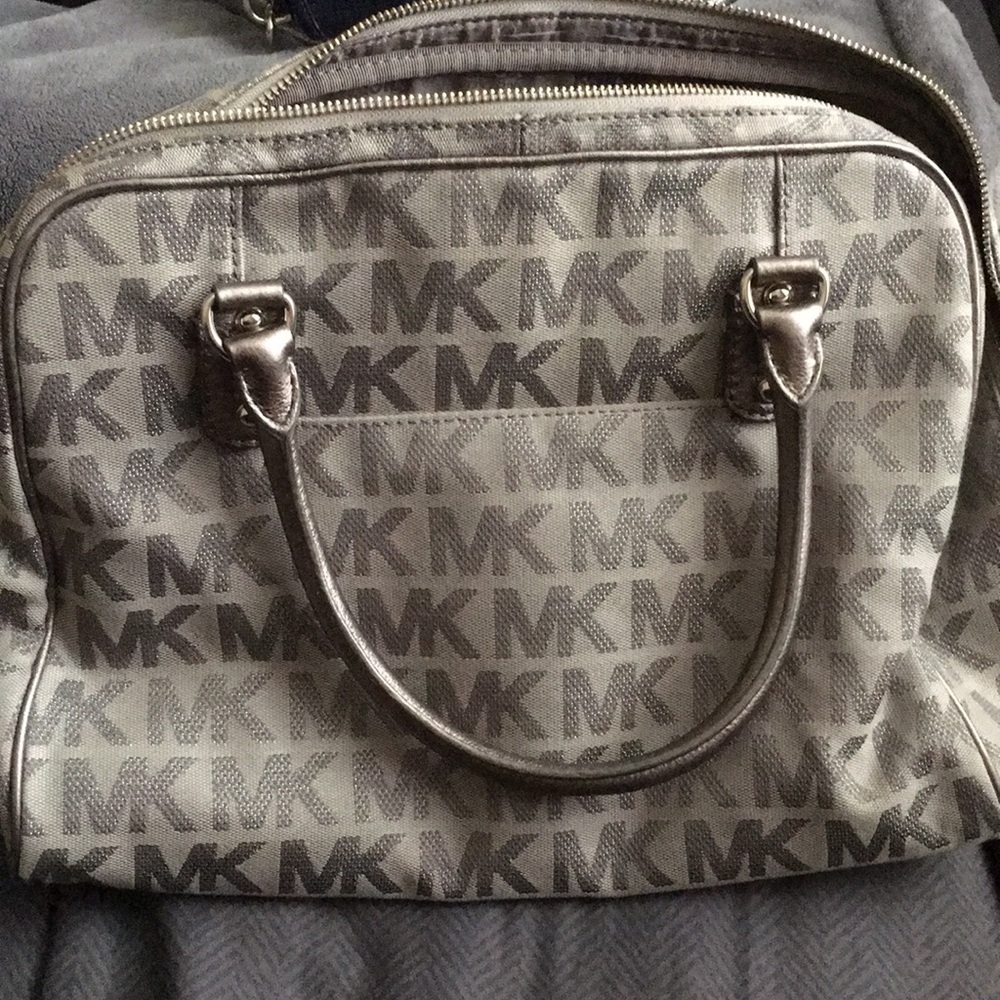 MICHAEL KORS purse